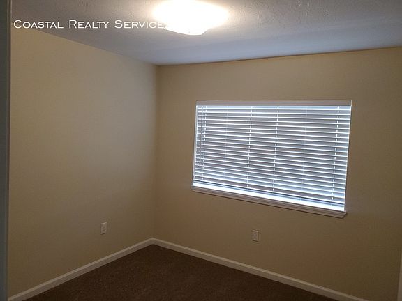 5th image of 715 Greenwood St APT B