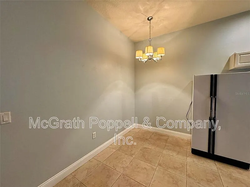 1 bed, 1.0 bath, $1,400 — Photo 4
