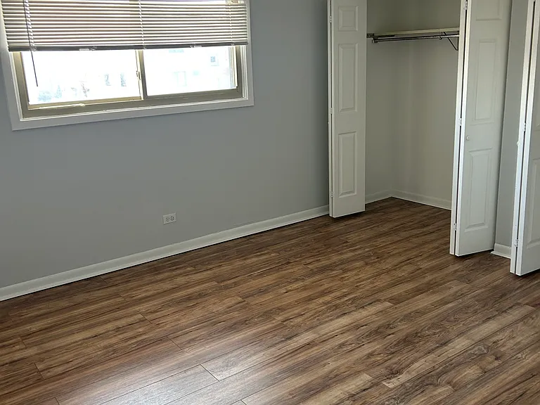 10327 McVicker Ave #3 — Photo 7