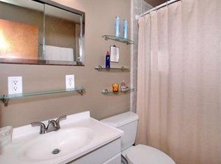 114 McKenzie Dr, Pittsburgh, PA 15235