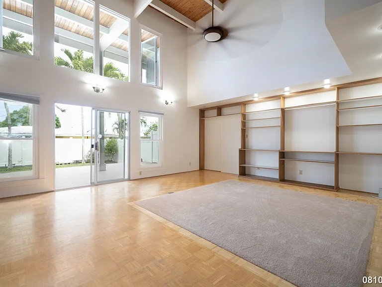 611 Kaiemi St — Photo 11