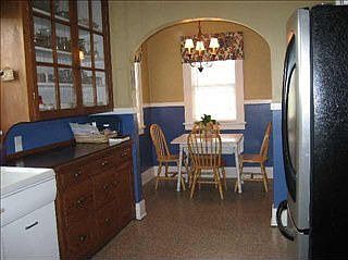 3rd image of 8100 Gowen Ln