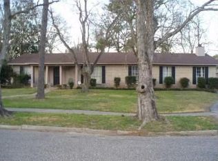 3524 Springwood Dr E, Mobile, AL 36608