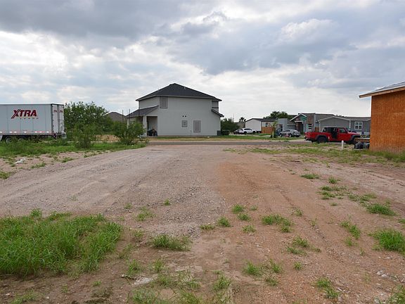 3rd image of 109 Richard Raymond Rd