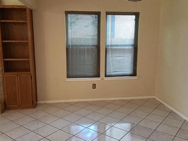 514 Maple Run — Photo 10