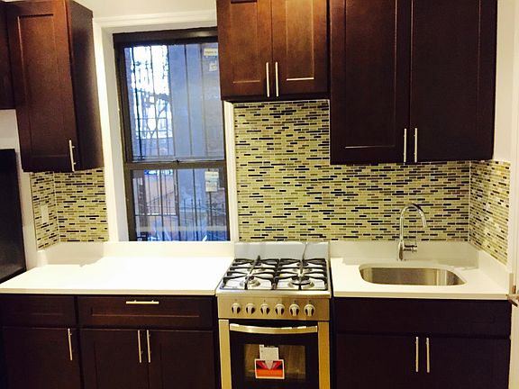 3rd image of 1004 Union St APT 4B