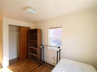 898 Massachusetts Ave #5M, Cambridge, MA 02139