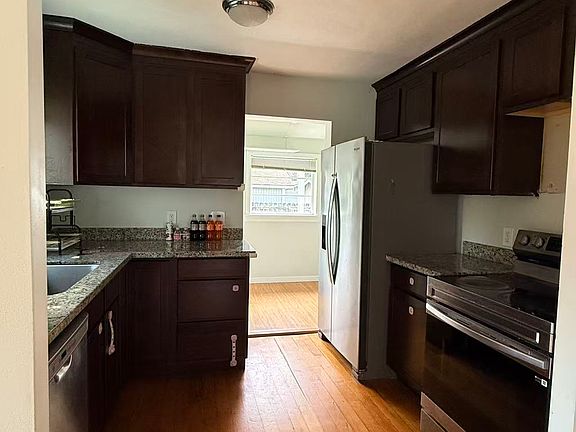 5th image of 18705 80th Ave NE