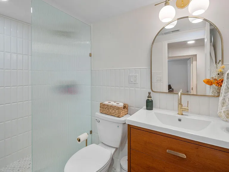 1542 N Campbell Ave #1 — Photo 15