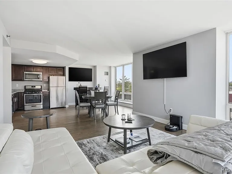 250 E Harbortown Dr #404 — Photo 11