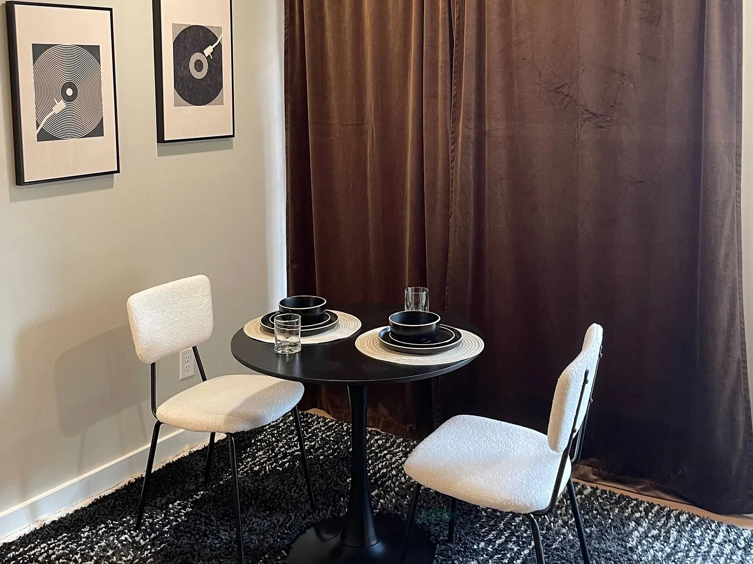 1 bed, 650 sqft, $1,650 — Photo 4