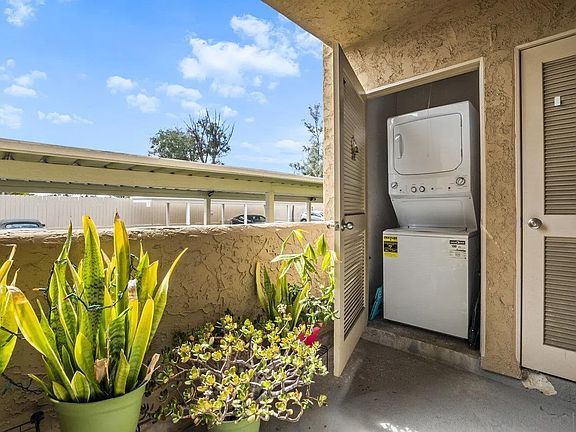 2nd image of 10154 Camino Ruiz Unit 4