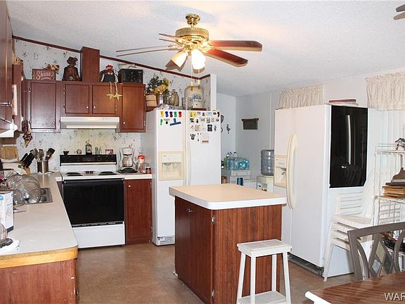 5th image of 963 Swan Dr