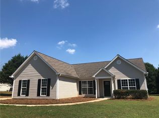 620 Bowling Ln, Winder, GA 30680