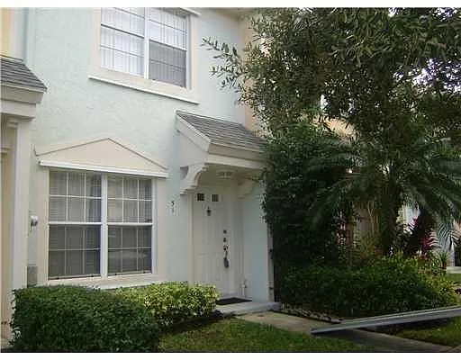Building Photo - 51 Whitehead Cir #51