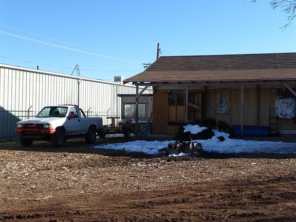 4th image of 1879 W Peterson Dr