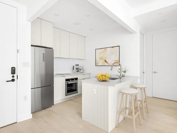 150 Lawrence Street image 3 of 32