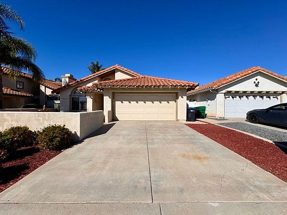 3rd image of 40145 Ravenwood Dr