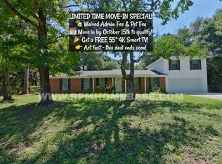 5523 Aurora Dr, Crestview, FL 32539