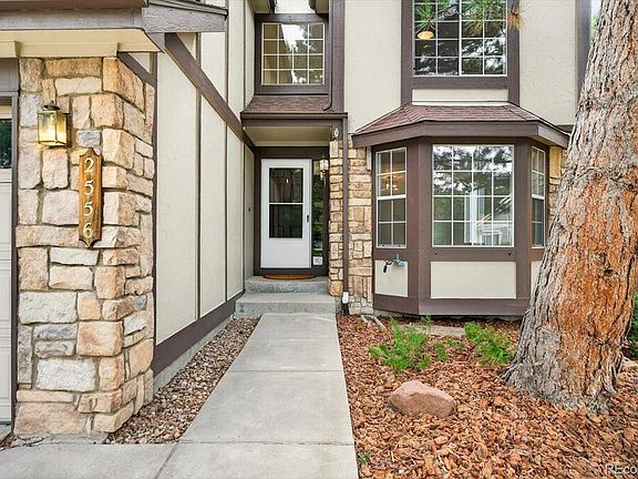 4th image of 2556 W 110th Place