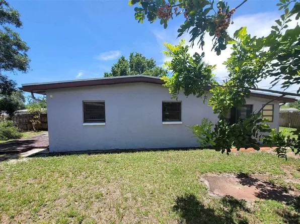 8035 Robin Rd, Seminole, FL 33777