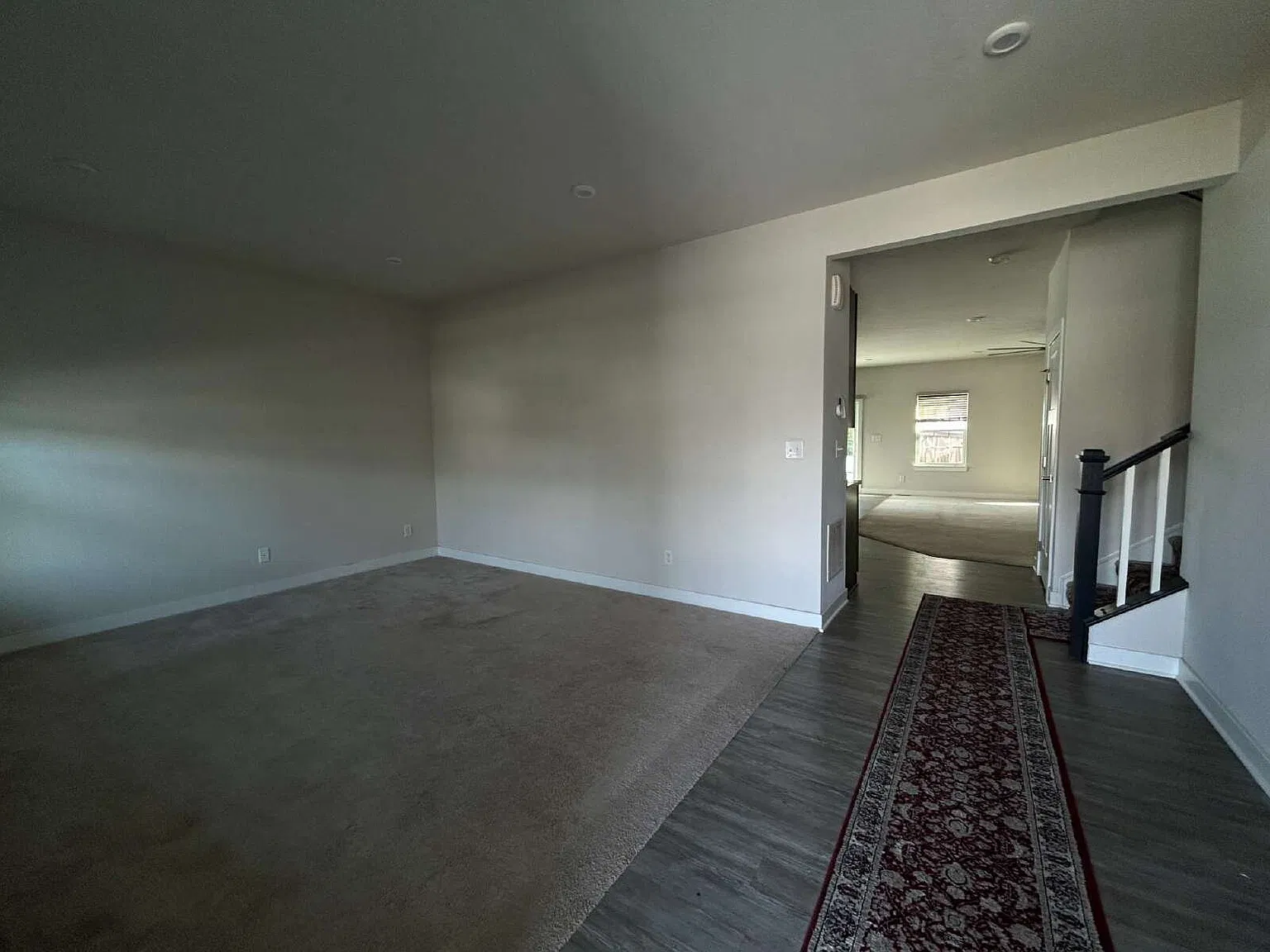 5 bed, 4.0 bath, 3000 sqft, $2,700 — Photo 4