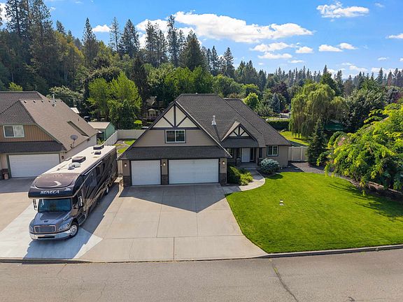 4th image of 15926 E Renz Dr