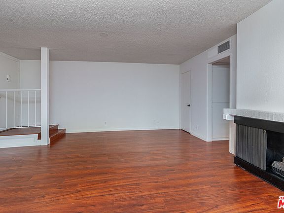 4th image of 12102 Summertime Ln