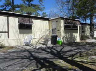 3 Panda Ln, Whiting, NJ 08759