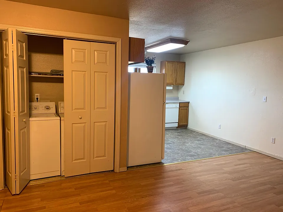 2090 Patton Dr