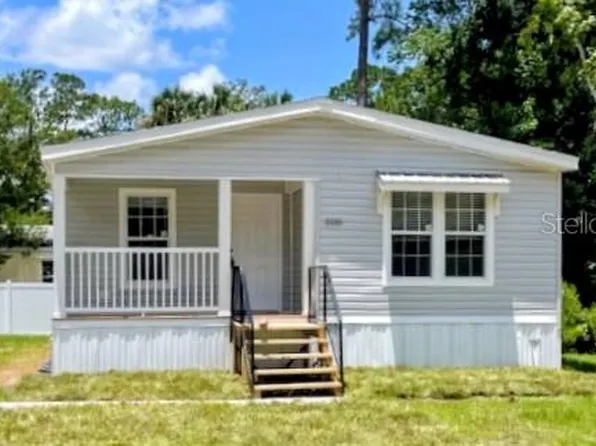 55515 Lisa St, Astor, FL 32102