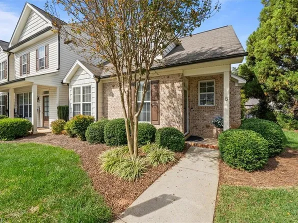 5 Abelia Ct, Greensboro, NC 27455