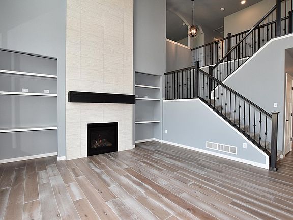 2nd image of 1141 Crown Sparrow St