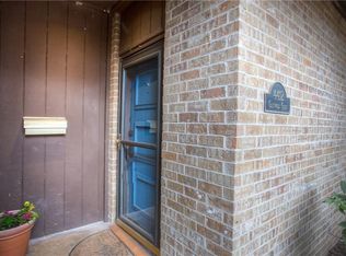 4412 Glenwood Ct, Fort Worth, TX 76109