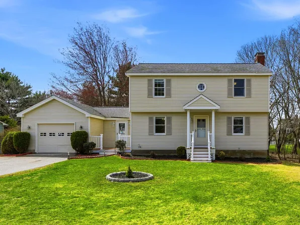 243 Winnacunnet Road, Hampton, NH 03842