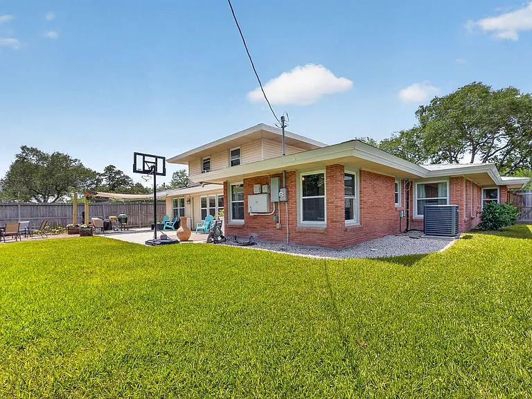 609 Peerman Pl — Photo 29