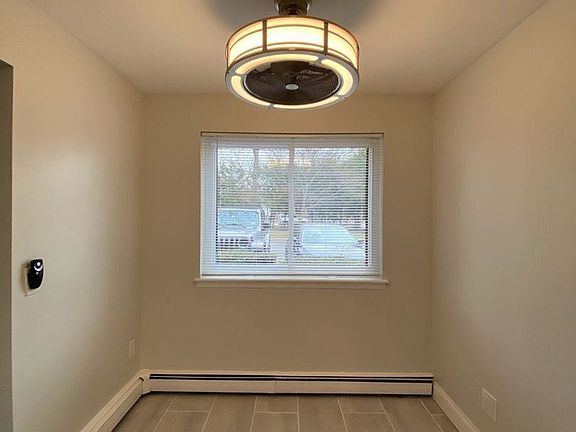 5th image of 89 N Broadway APT 105