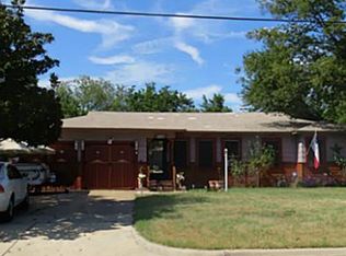 3917 Fossil Dr, Fort Worth, TX 76117