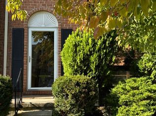 25 Heather Hill Rd, Catonsville, MD 21228
