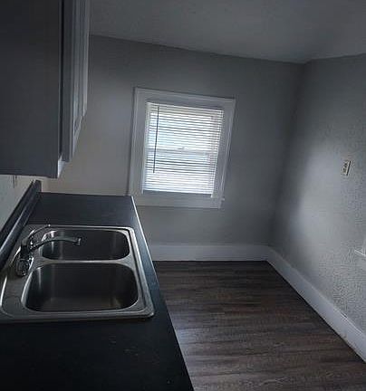 2nd image of 216 S Race St #C