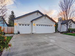 1338 Spanish Bay Dr, Redding, CA 96003