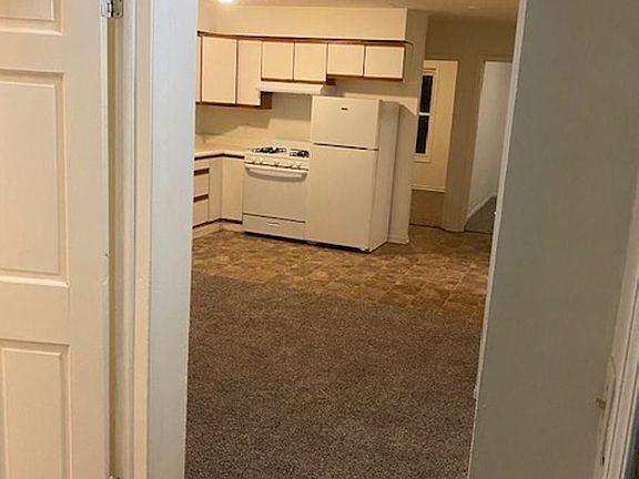 3rd image of 73 S Main St NE #10698727