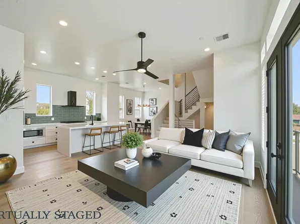 1005 Kern St #C, Houston, TX 77009