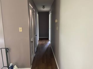 2010 S Richmond Rd, Decatur, IL 62521