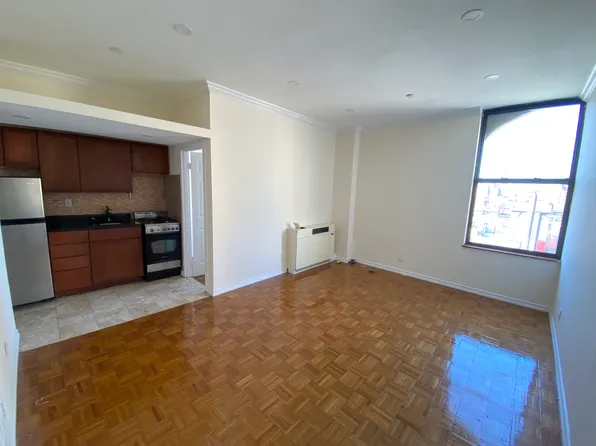 304 West 92nd Street image 1 of 16