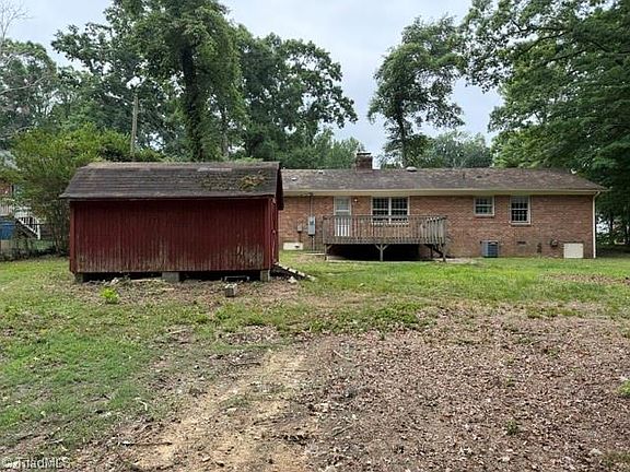3rd image of 4510 Somersworth Dr