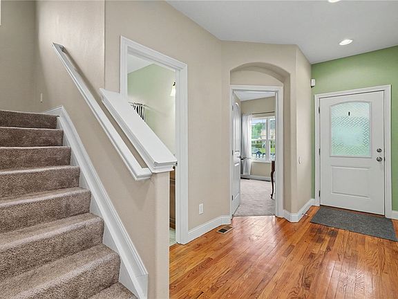 3rd image of 7300 Bostelman Pl