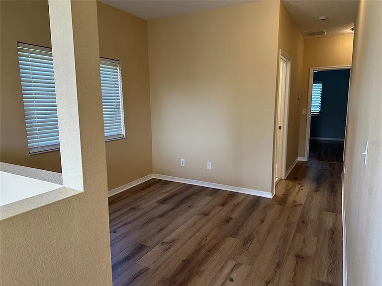 30117 N Mossbank Dr — Photo 9