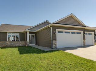 456 15th Ave NE, Byron, MN 55920