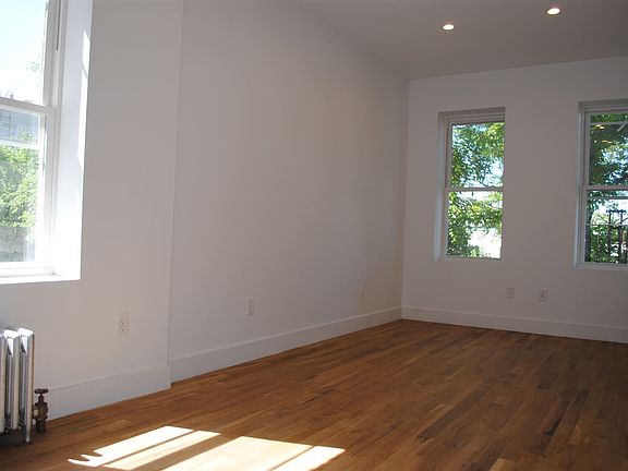 52afd8e3f3f240bd2d7e9c27796706b4